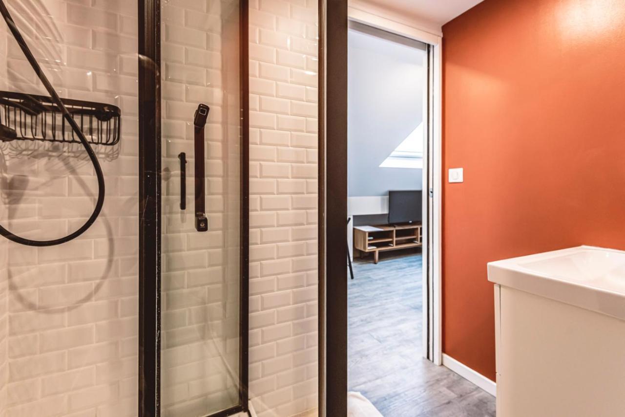 Le Coquet Logement Climatise Face A La Cathedrale - 3G Reims Exterior photo
